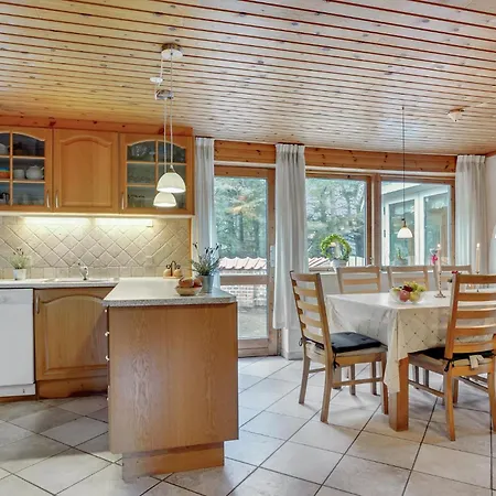 Four-bedroom In Thisted Hébergement de vacances Thisted