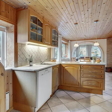 Four-bedroom In Thisted Hébergement de vacances