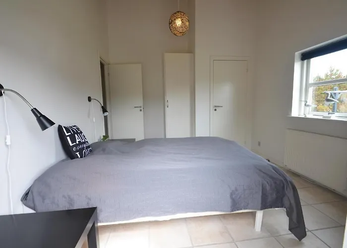 Four-bedroom In בית נופש טהיסטד