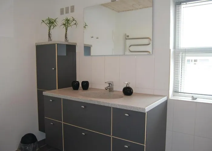 Four-bedroom In * טהיסטד